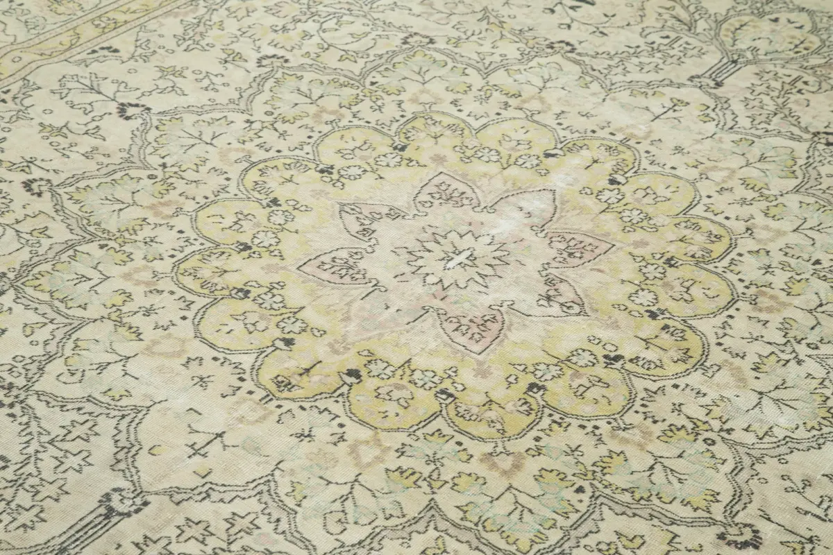 Kayseri Hereke Eskitme Bej Pamuk Üzerine Yün El Dokuma Halı-242x364 - Görsel 5