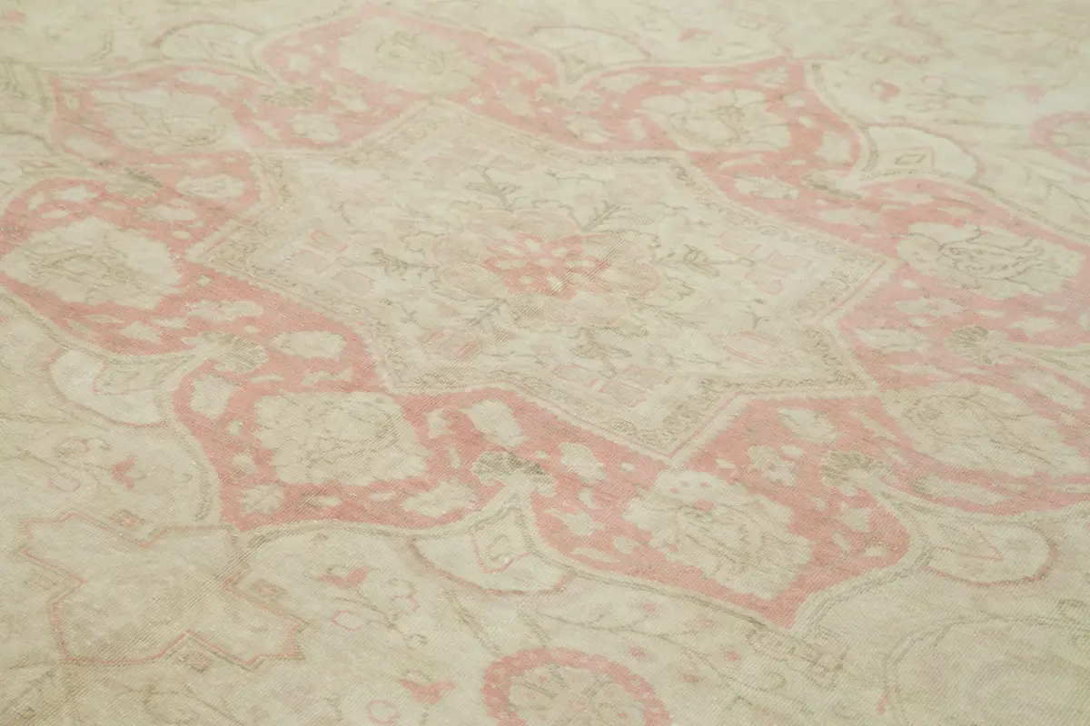 Kayseri Hereke Eskitme Bej Pamuk Üzerine Yün El Dokuma Halı-238x372 - Görsel 5