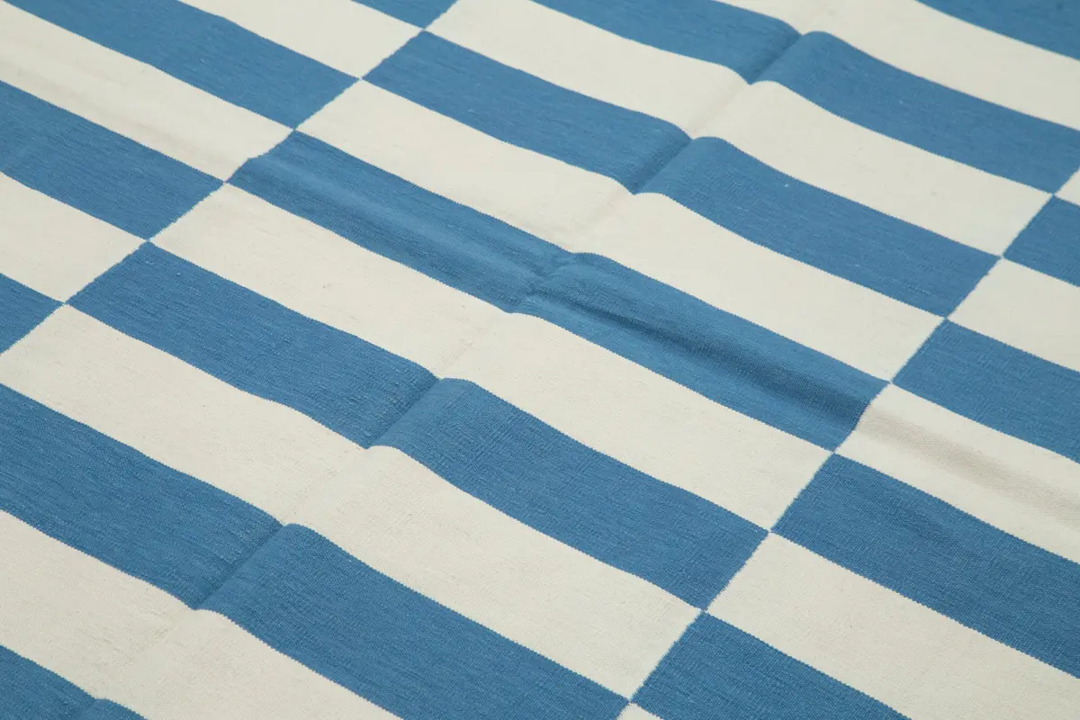 Duri Modern Mavi Pamuk Üstü Yün El Dokuma Kilim-180x276 - Görsel 5