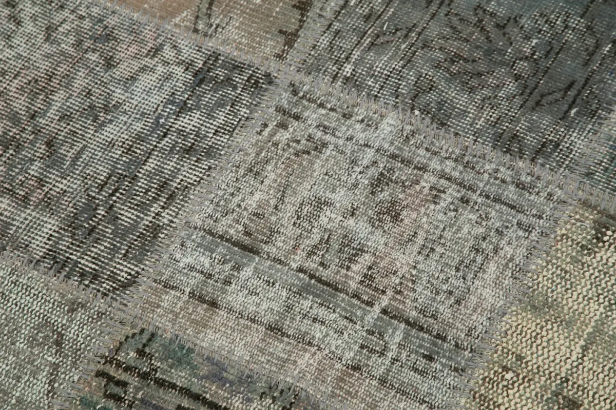 Patchwork Gri Pamuk Üzerine Yün El Dokuma Kilim-146x146 - Görsel 4