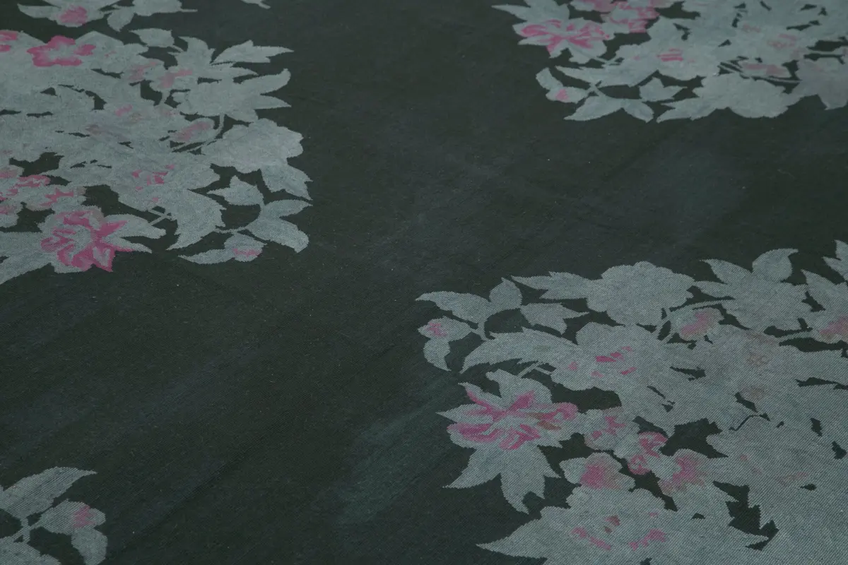 Needlepoint Gri Pamuk Üzerine Yün El Dokuma Halı-230x324 - Görsel 5