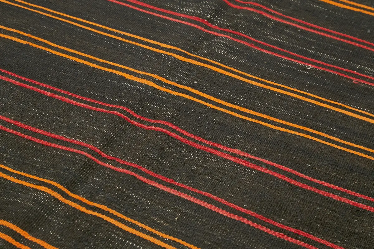 Kıl Çizgili Kahverengi Keçi Kılı İpliğinden El Dokuma Kilim-163x361 - Görsel 5