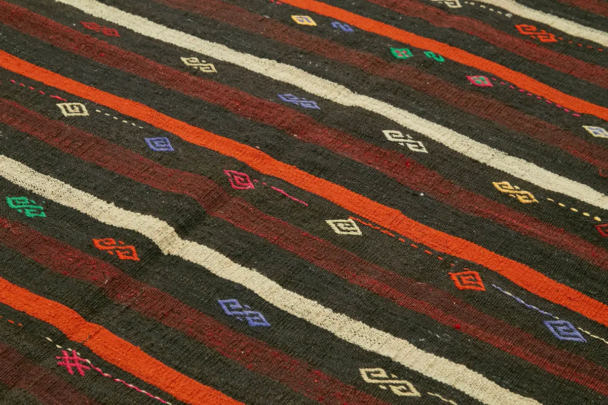 Kıl Çizgili Kahverengi Keçi Kılı İpliğinden El Dokuma Kilim-235x320 - Görsel 5