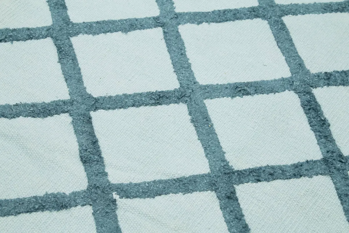 Nepal Mavi Pamuk Üzerine Yün El Dokuma Halı-246x305 - Görsel 5