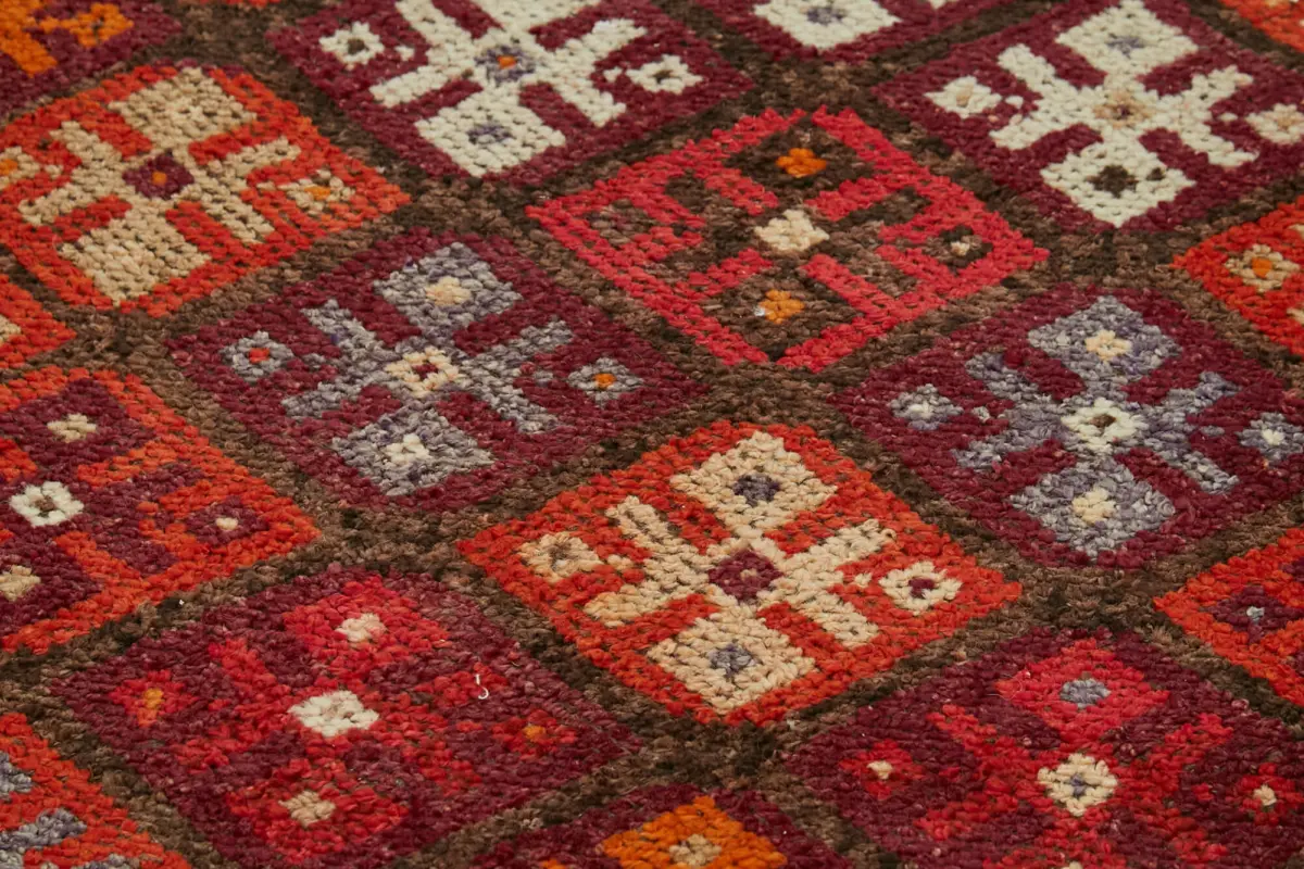 Herki Eskitme Kırmızı Pamuk Üzerine Yün El Dokuma Halı-090x385 - Görsel 5