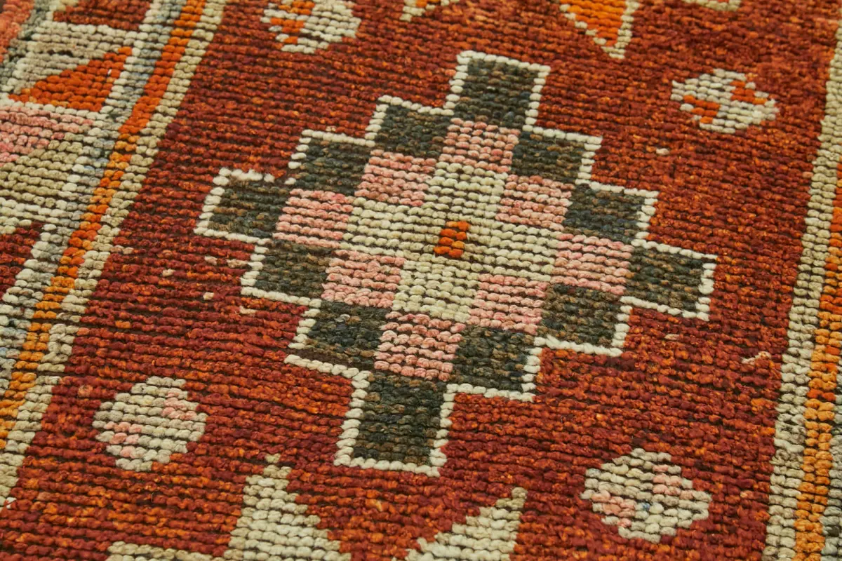 Herki Eskitme Kırmızı Pamuk Üzerine Yün El Dokuma Halı-094x400 - Görsel 5