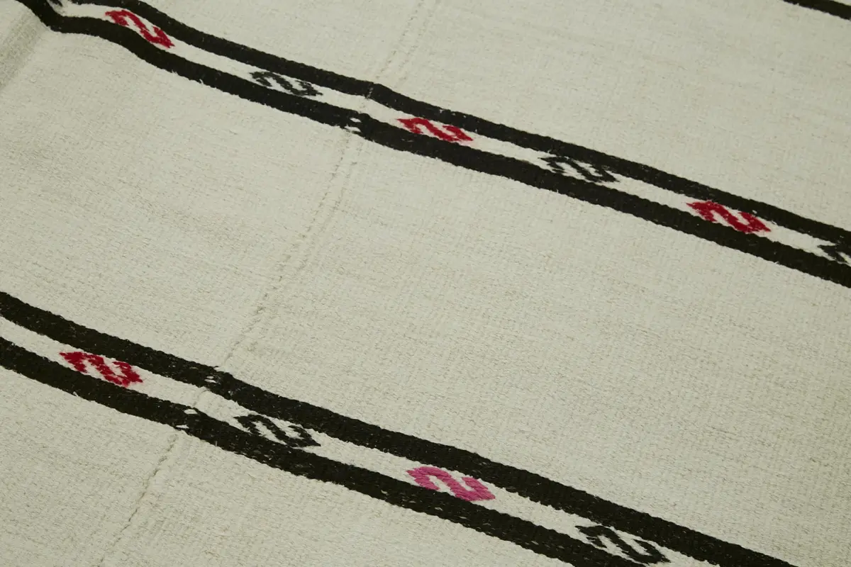 Kendir Çizgili Bej Kenevir İpinden El Dokuma Kilim-192x376 - Görsel 5