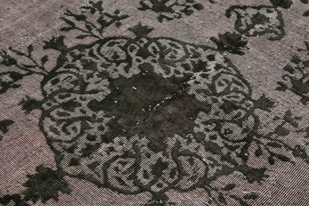 Oyma Siyah Pamuk Üzerine Yün El Dokuma Kilim-173x244 - Görsel 5