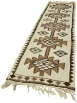 Herki Eskitme Beyaz Pabek Üzerine Yün El Dokuma Kilim-100x363 - Görsel 3