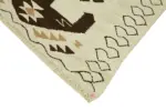 Herki Eskitme Beyaz Pabek Üzerine Yün El Dokuma Kilim-095x353 - Görsel 4