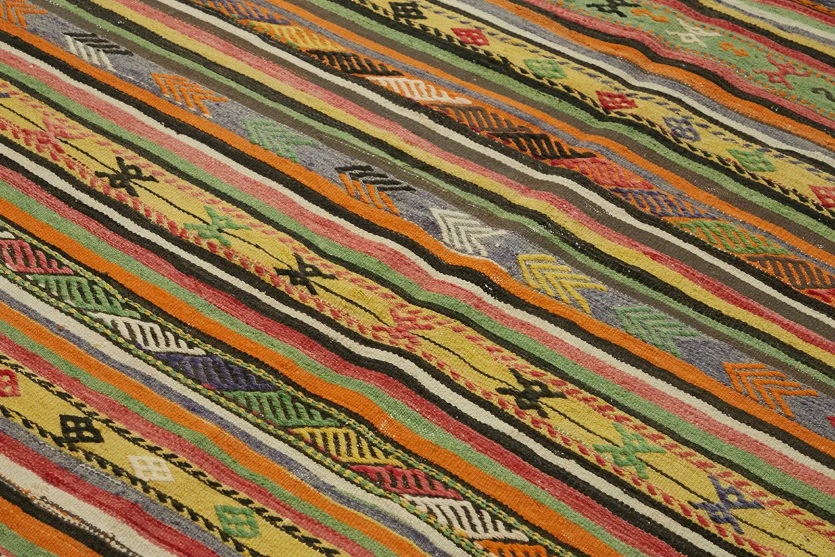 Anadolu Eskitme Multi Renk Pamuk Üzerine Yün El Dokuma Kilim-185x290 - Görsel 5