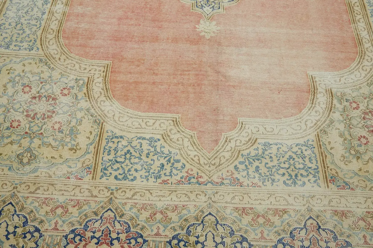 Dubai Eskitme Bej Pamuk Üstü Yün El Dokuma Halı-303x383 - Görsel 10