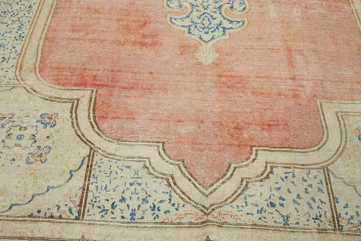 Dubai Eskitme Bej Pamuk Üstü Yün El Dokuma Halı-302x391 - Görsel 10