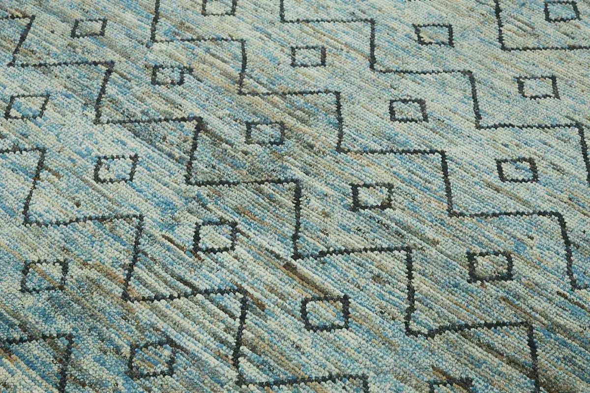 Tribal Modern Dizayn Mavi Pamuk Üzerine Yün El Dokuma Halı-250x300 - Görsel 5