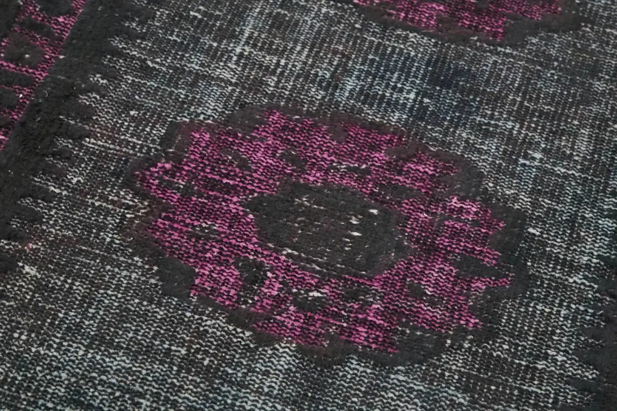 Oyma Siyah Pamuk Üzerine Yün El Dokuma Kilim-080x296 - Görsel 5