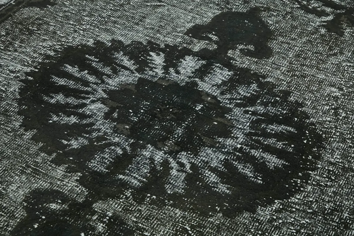 Oyma Siyah Pamuk Üzerine Yün El Dokuma Kilim-189x287 - Görsel 5