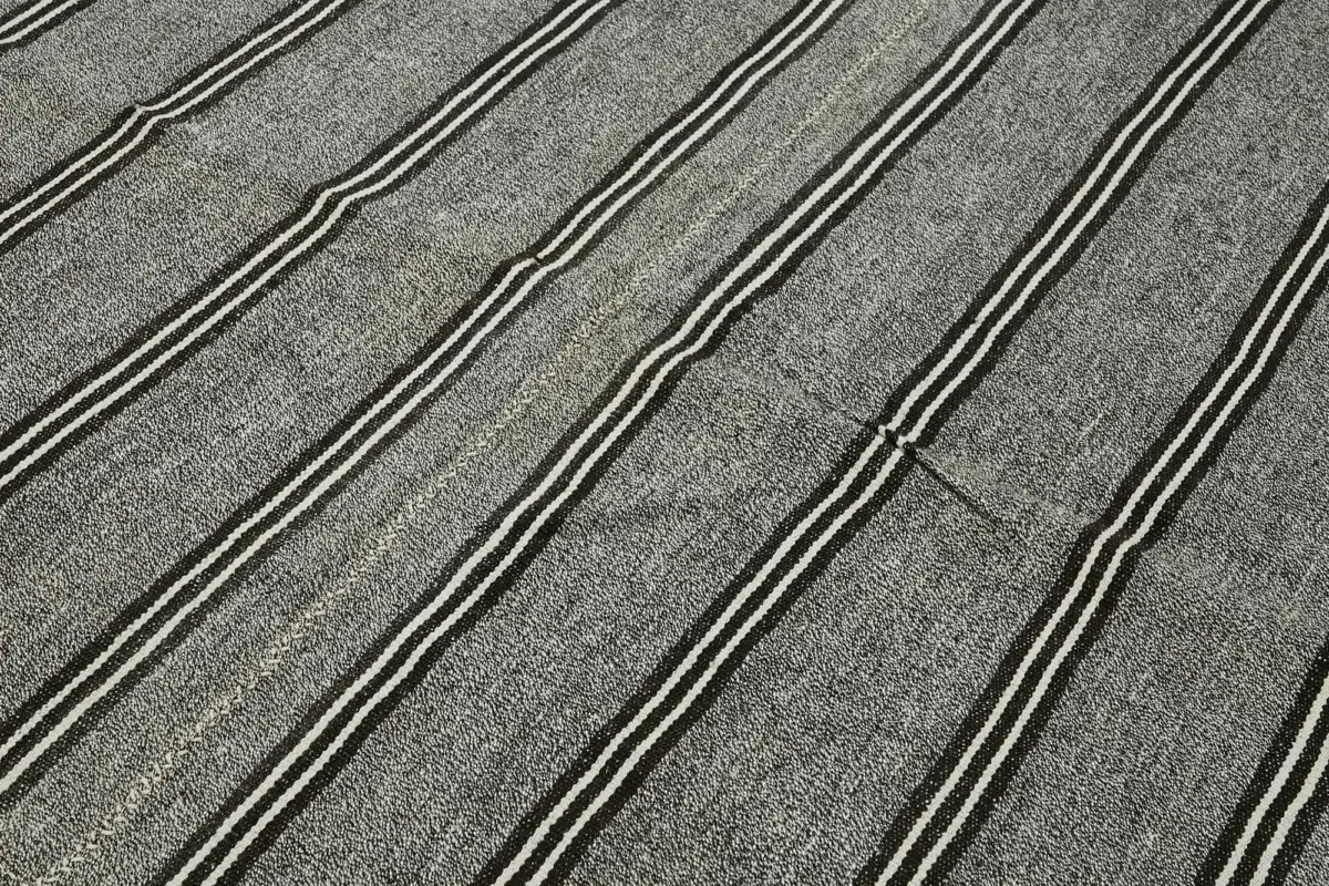 Kıl Çizgili Gri Keçi Kılı İpliğinden El Dokuma Kilim-220x330 - Görsel 5