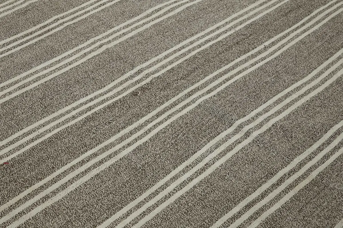 Kıl Çizgili Bej Keçi Kılı İpliğinden El Dokuma Kilim-235x305 - Görsel 5