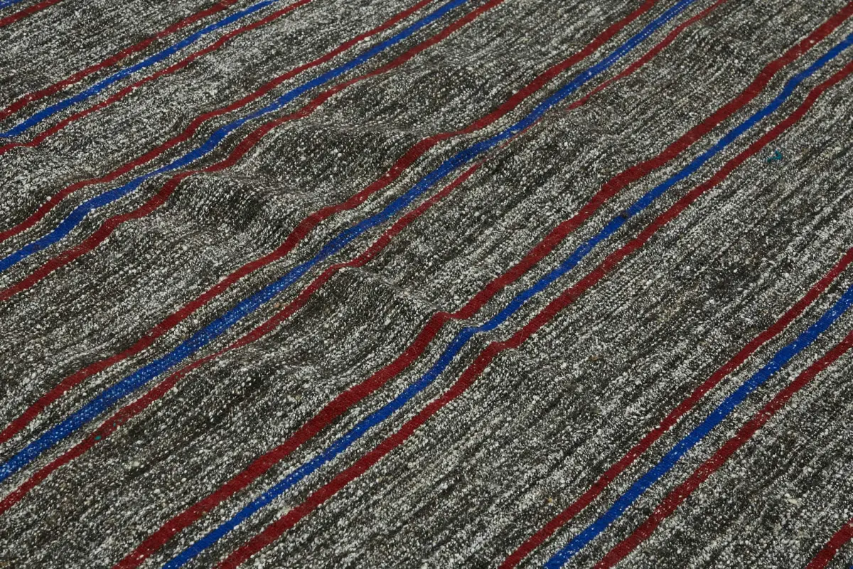 Kıl Çizgili Gri Keçi Kılı İpliğinden El Dokuma Kilim-202x244 - Görsel 5
