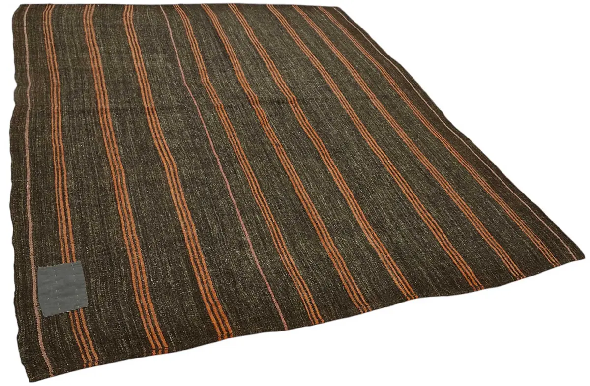 Kıl Çizgili Kahverengi Keçi Kılı İpliğinden El Dokuma Kilim-200x251 - Görsel 2
