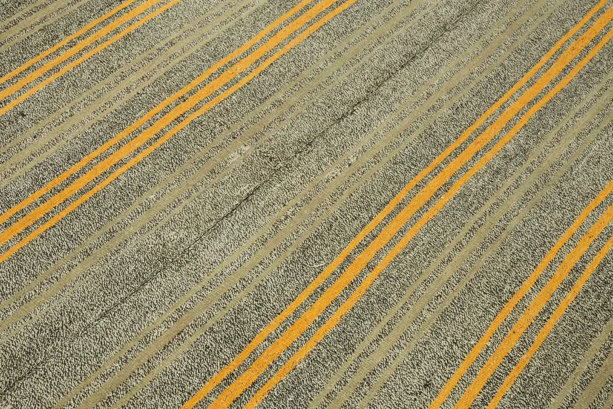 Kıl Çizgili Gri Keçi Kılı İpliğinden El Dokuma Kilim-180x226 - Görsel 5