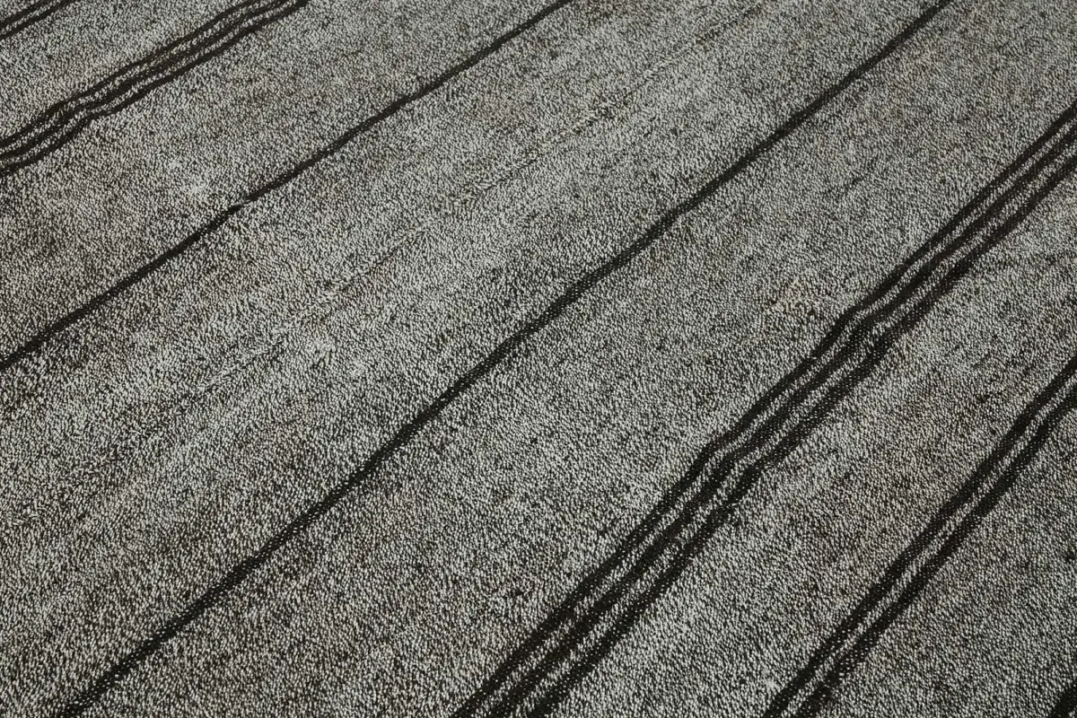Kıl Çizgili Gri Keçi Kılı İpliğinden El Dokuma Kilim-198x282 - Görsel 5