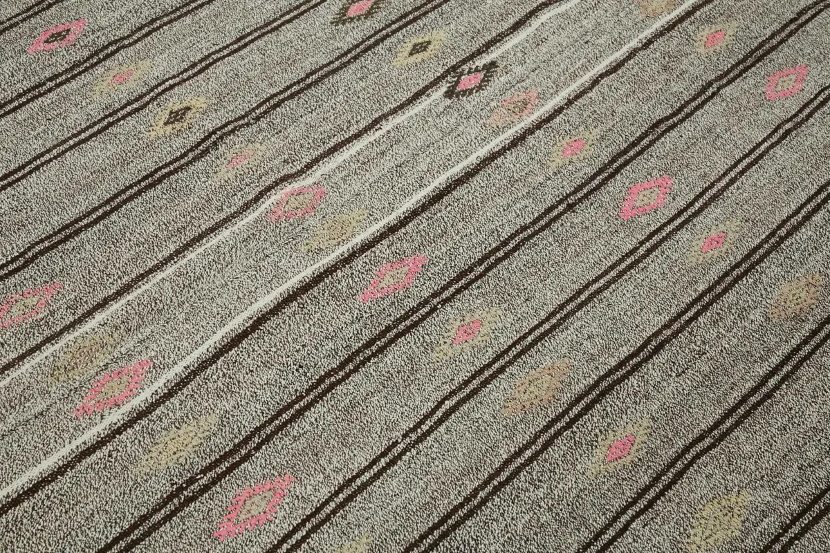 Kıl Çizgili Gri Keçi Kılı İpliğinden El Dokuma Kilim-202x275 - Görsel 5