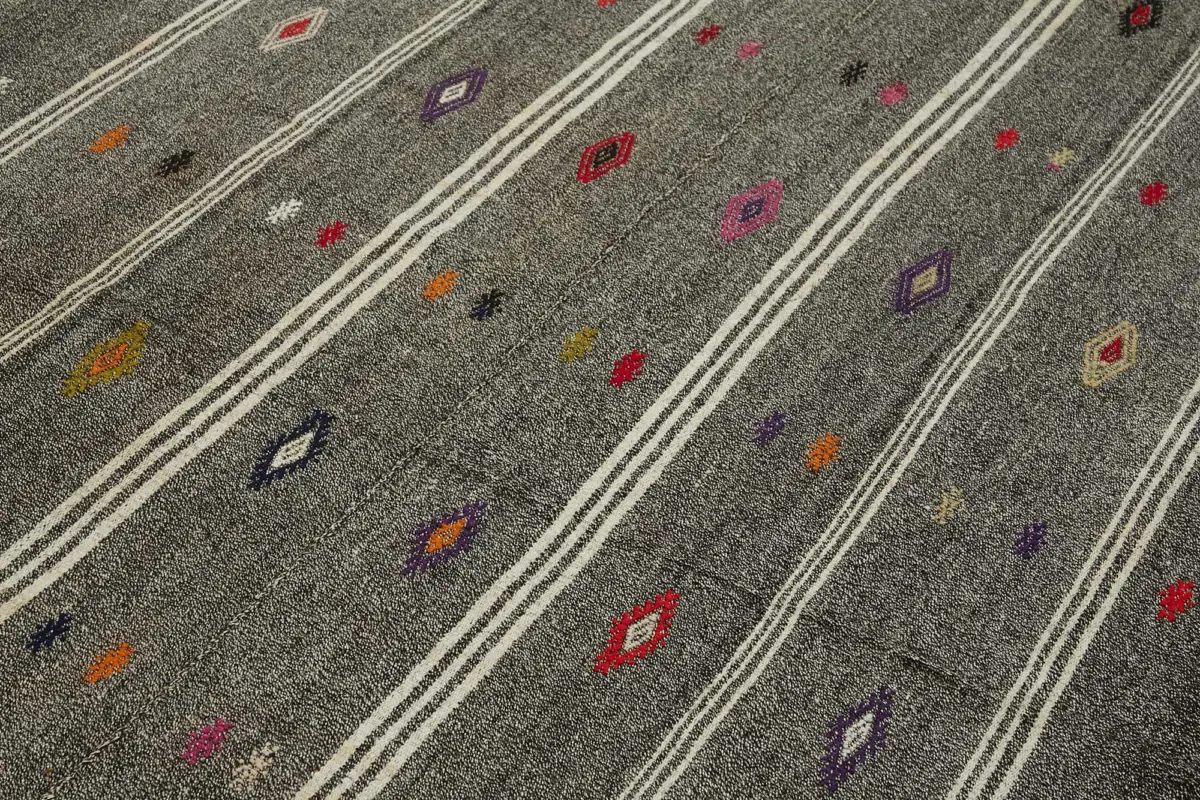 Kıl Çizgili Gri Keçi Kılı İpliğinden El Dokuma Kilim-205x295 - Görsel 5