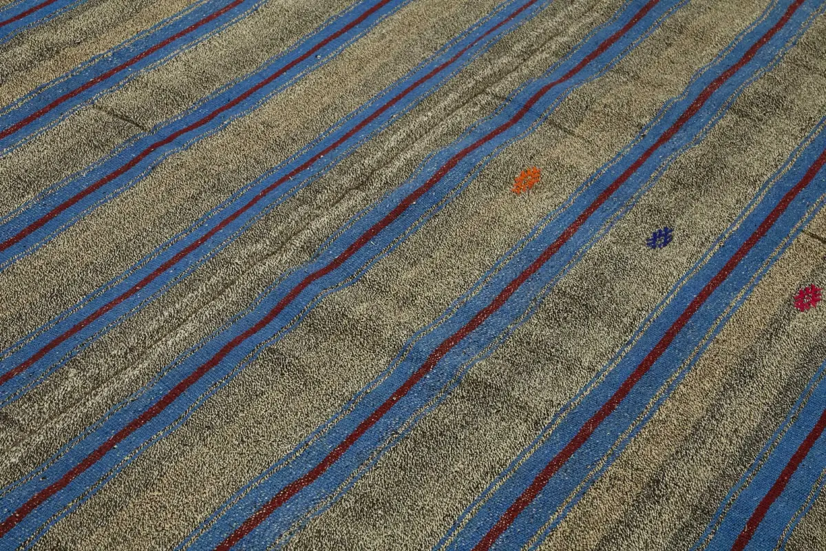 Kıl Çizgili Mavi Keçi Kılı İpliğinden El Dokuma Kilim-213x300 - Görsel 5