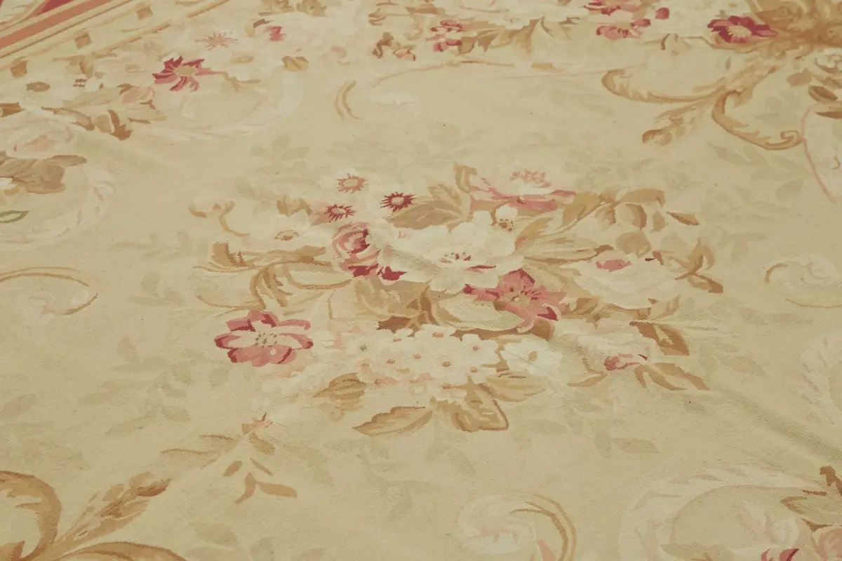 Aubusson Eskitme Bej Pamuk Üzerine Yün El Dokuma Halı-300x432 - Görsel 5