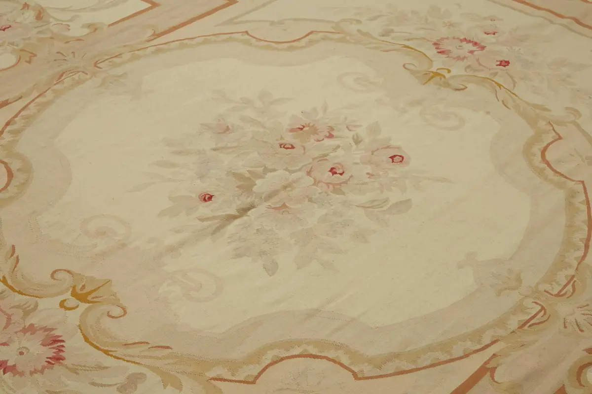 Aubusson Eskitme Bej Pamuk Üzerine Yün El Dokuma Halı-308x397 - Görsel 5
