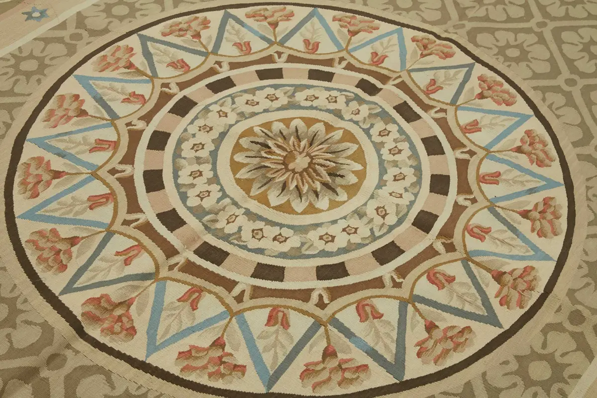 Aubusson Eskitme Bej Pamuk Üzerine Yün El Dokuma Halı-206x279 - Görsel 5