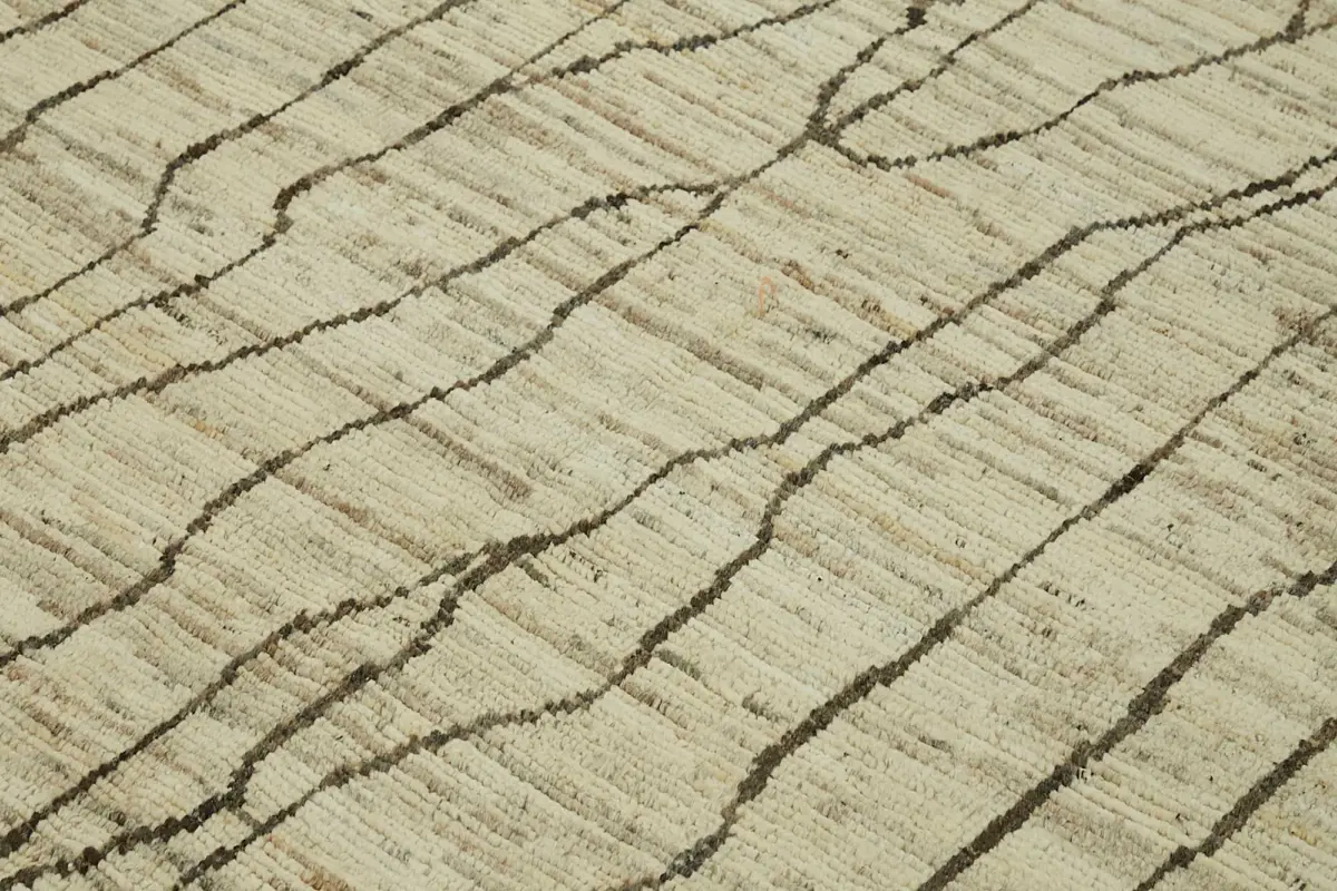 Tribal Modern Dizayn Bej Pamuk Üzerine Yün El Dokuma Halı-222x303 - Görsel 5