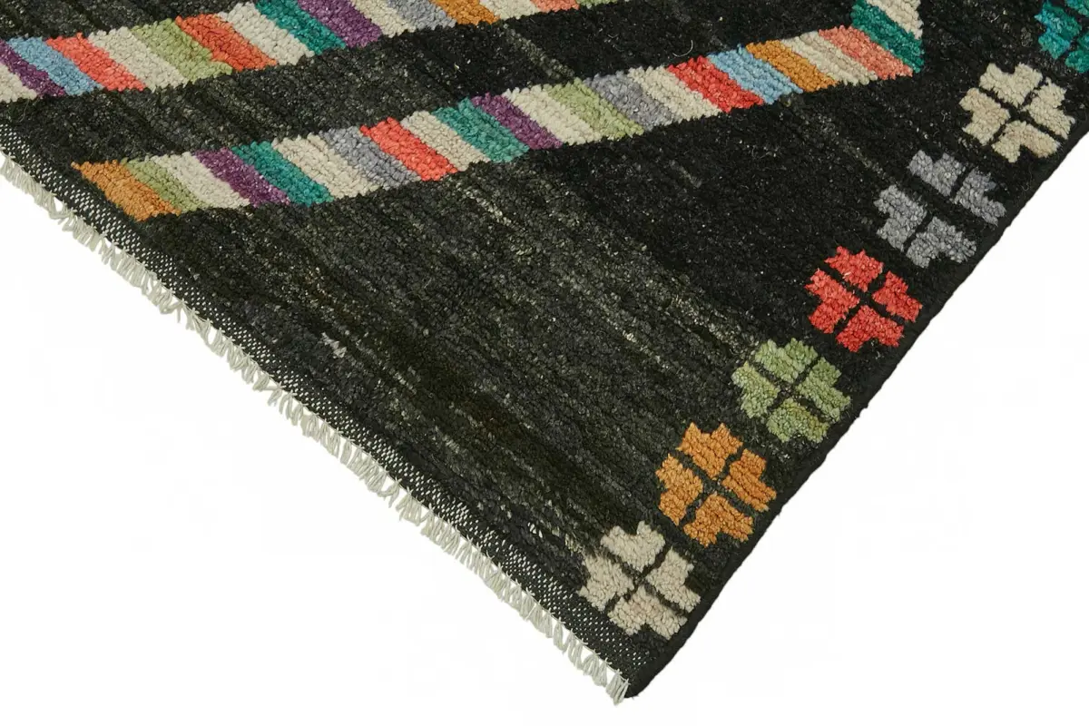 Tribal Modern Dizayn Siyah Pamuk Üzerine Yün El Dokuma Halı-207x289 - Görsel 4