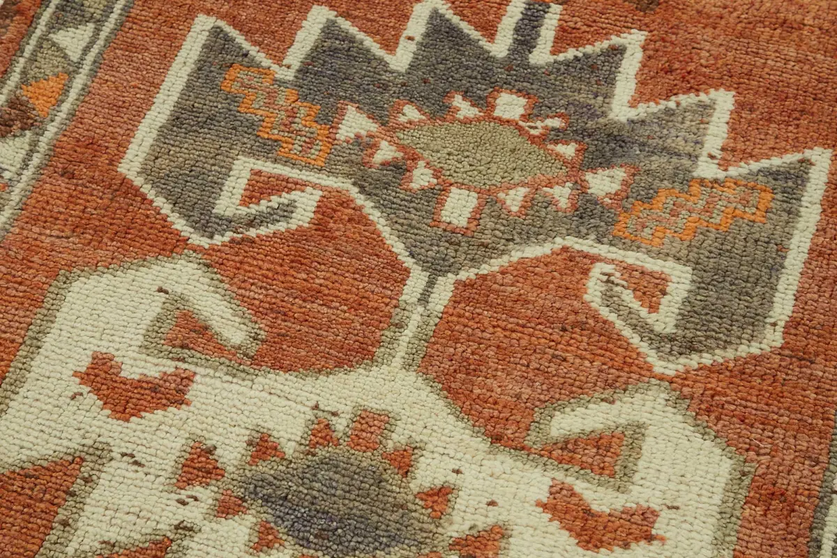 Herki Eskitme Kırmızı Pamuk Üzerine Yün El Dokuma Halı-092x340 - Görsel 5