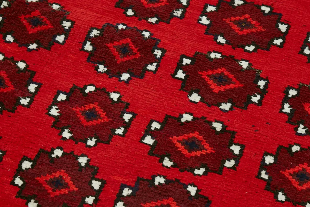 Herki Eskitme Kırmızı Pamuk Üzerine Yün El Dokuma Halı-094x446 - Görsel 5