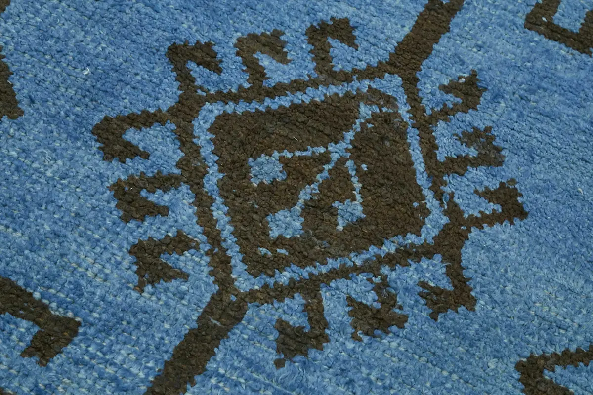 Herki Eskitme Mavi Pamuk Üzerine Yün El Dokuma Halı-095x348 - Görsel 5