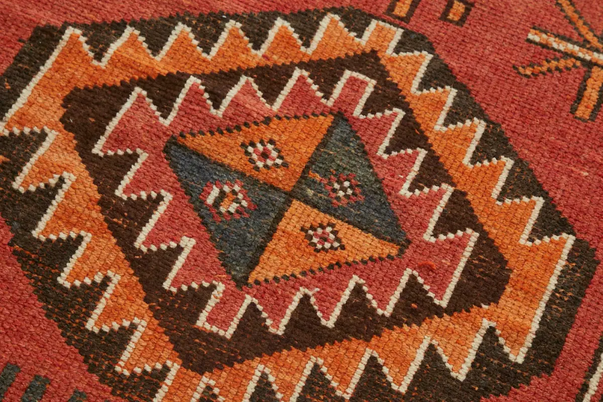 Herki Eskitme Kırmızı Pamuk Üzerine Yün El Dokuma Halı-092x410 - Görsel 5