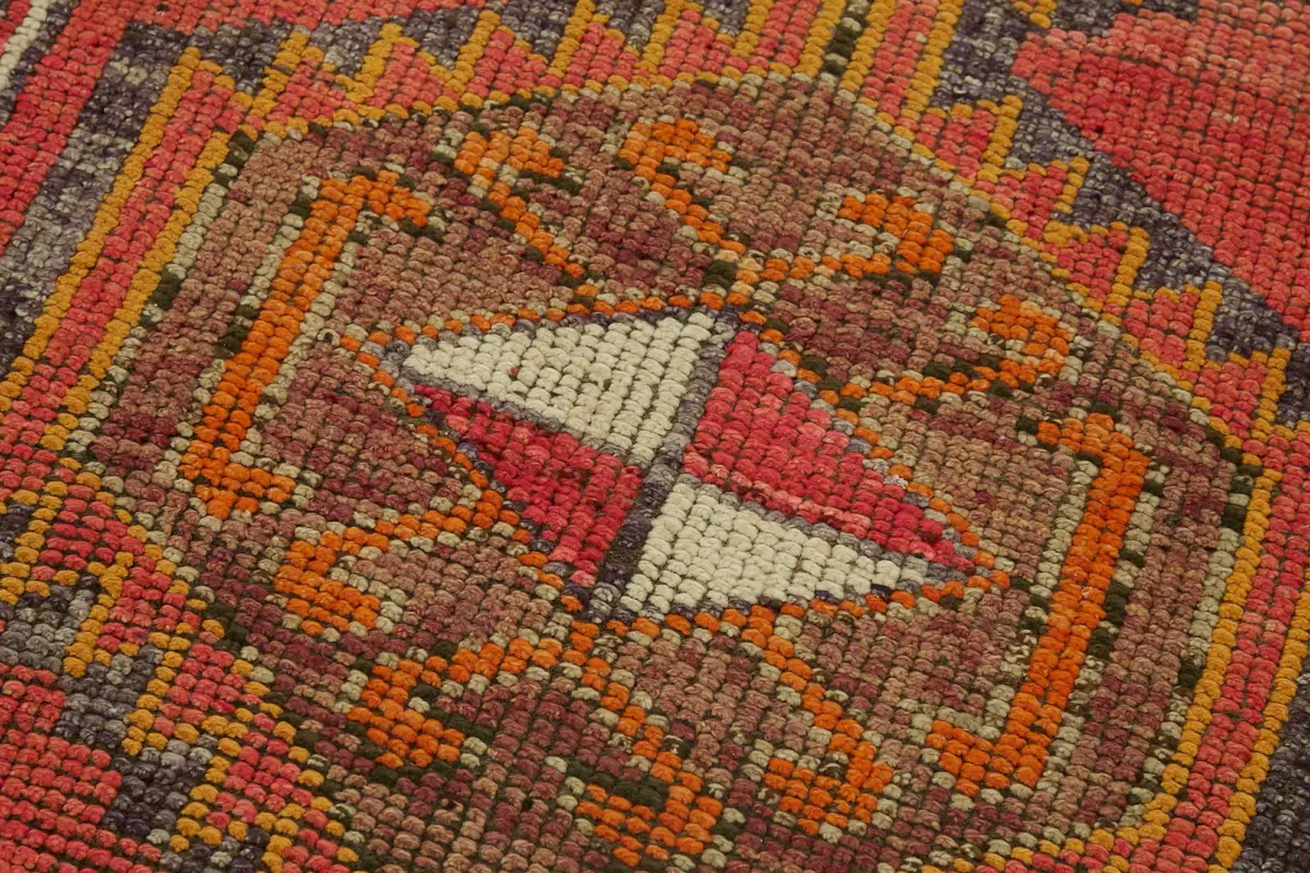 Herki Eskitme Kırmızı Pamuk Üzerine Yün El Dokuma Halı-094x318 - Görsel 5