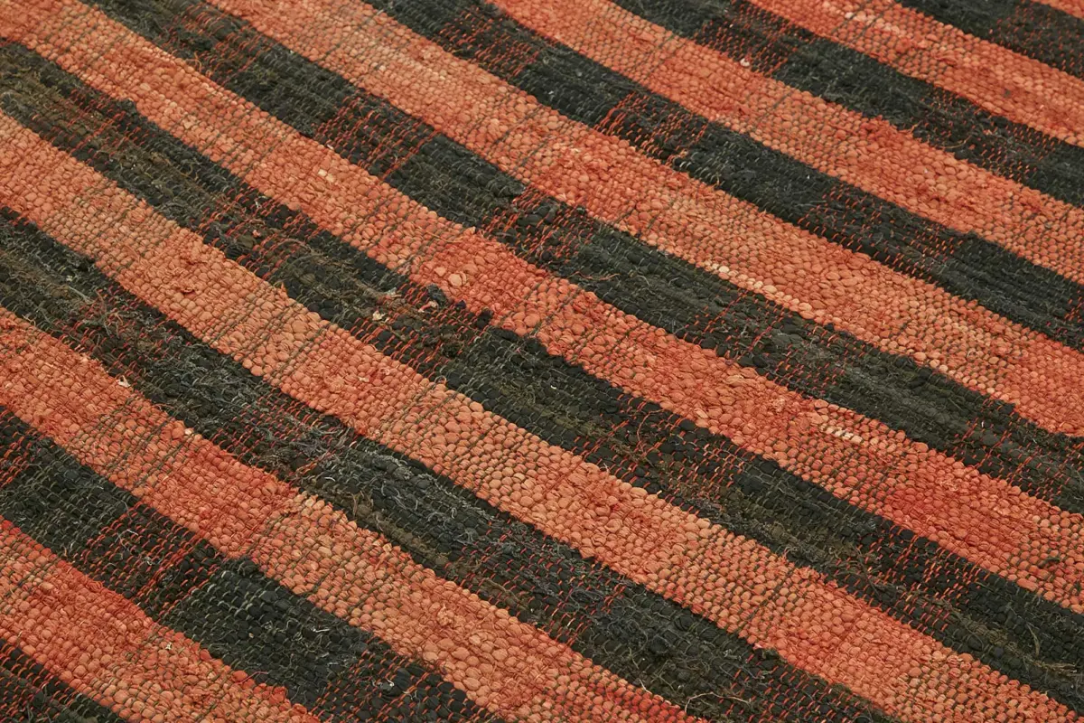 İskandinav Kırmızı Çizgili Pamuk Üzerine Yün El Dokuma Halı-191x233 - Görsel 5