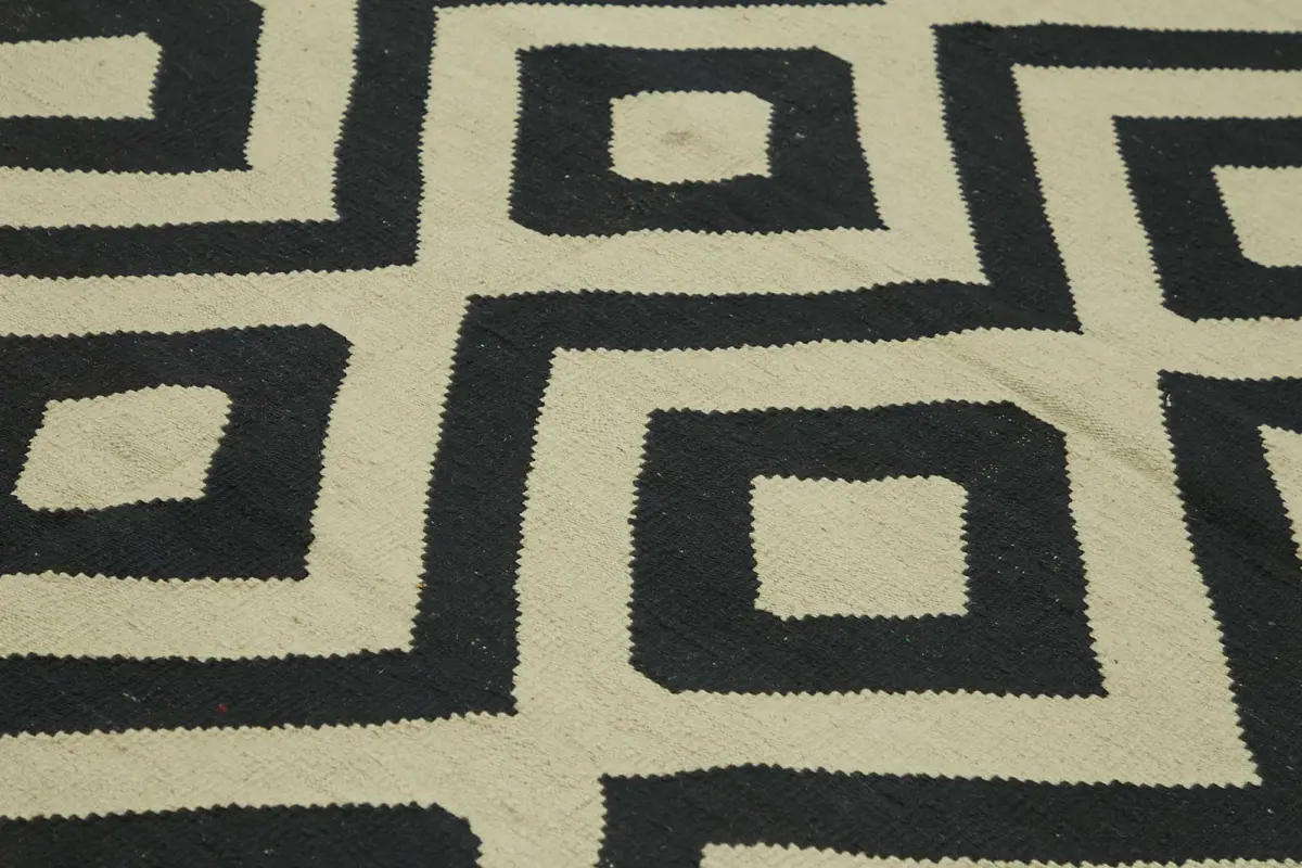 Söküntü Bej Geometrik Yün El Dokuma Kilim-318x402 - Görsel 5