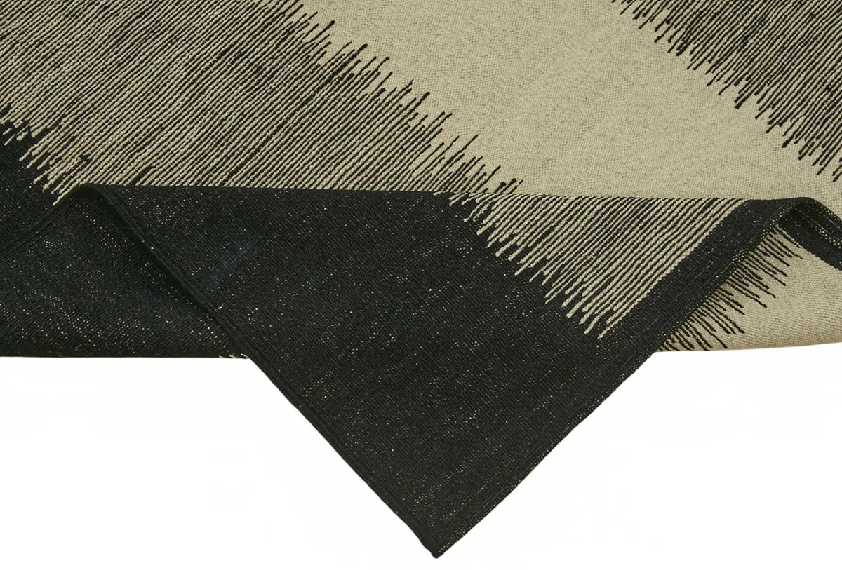 Söküntü Siyah Çizgili Yün El Dokuma Kilim-263x343 - Görsel 6