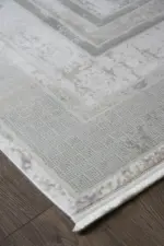 Mende Çerçeveli Gri Akrilik Makine Halısı