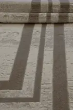 Turi Çerçeveli Bej Vizon Çizgil Akrilik Makine Halısı - Görsel 4