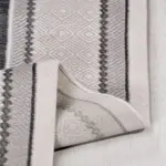 Frasso Çerçeveli Gri Akrilik Makine Halısı - Görsel 3