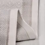 Basati Çerçeveli Krem Akrilik Makine Halısı - Görsel 3