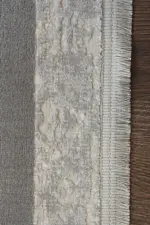 Trani Çerçeveli Gri Çizgili Akrilik Makine Halısı - Görsel 3