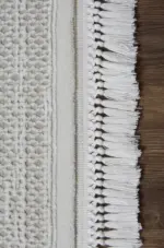 Savio Çerçeveli Krem Akrilik Makine Halısı - Görsel 3