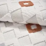 Tubilla Geometrik Beyaz Polyester Kaydırmaz Tabanlı Makine Halısı - Görsel 5