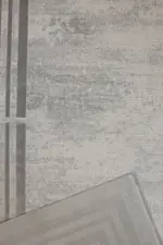 Trani Çerçeveli Gri Çizgili Akrilik Makine Halısı - Görsel 4